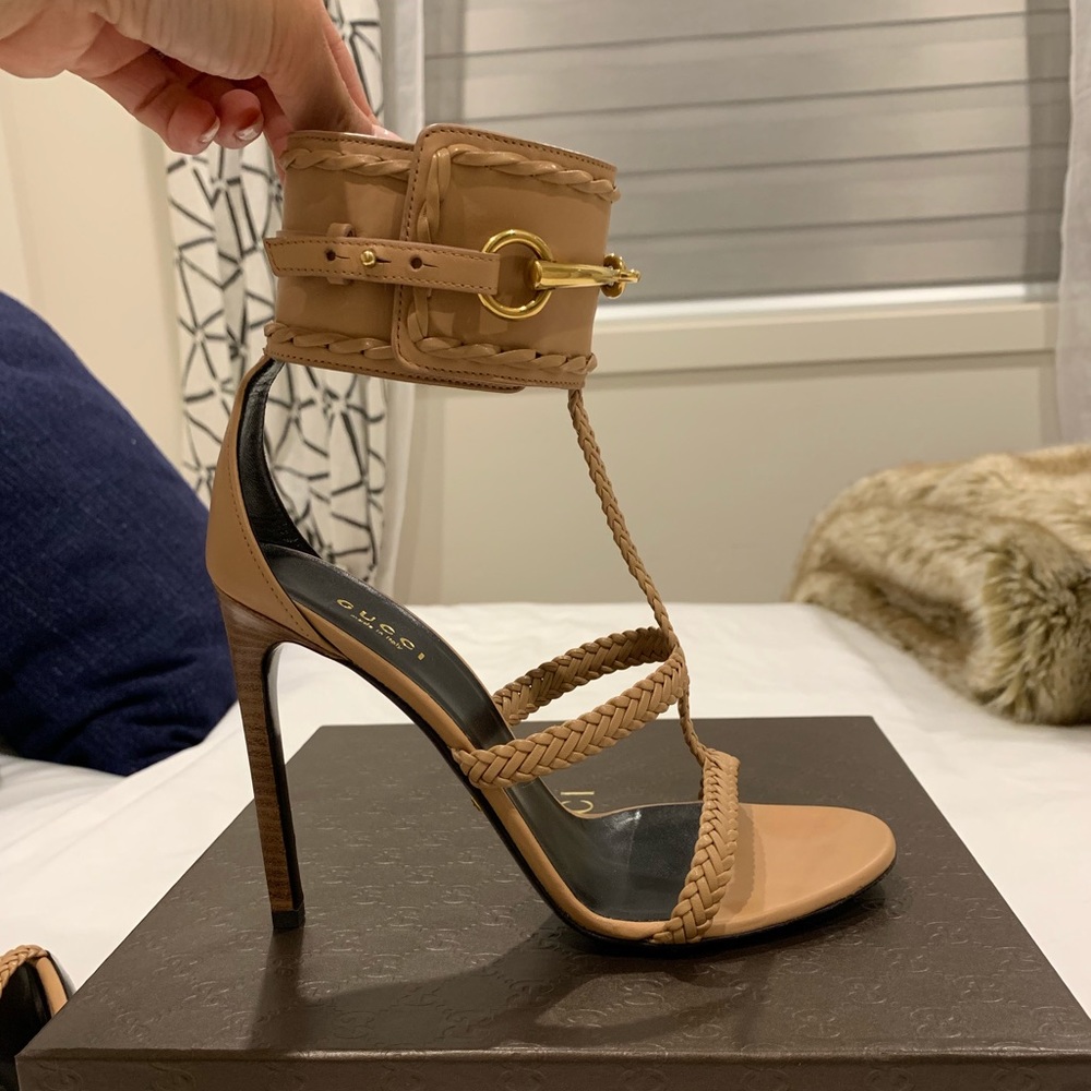 Gucci Ursula ankle strap sandal